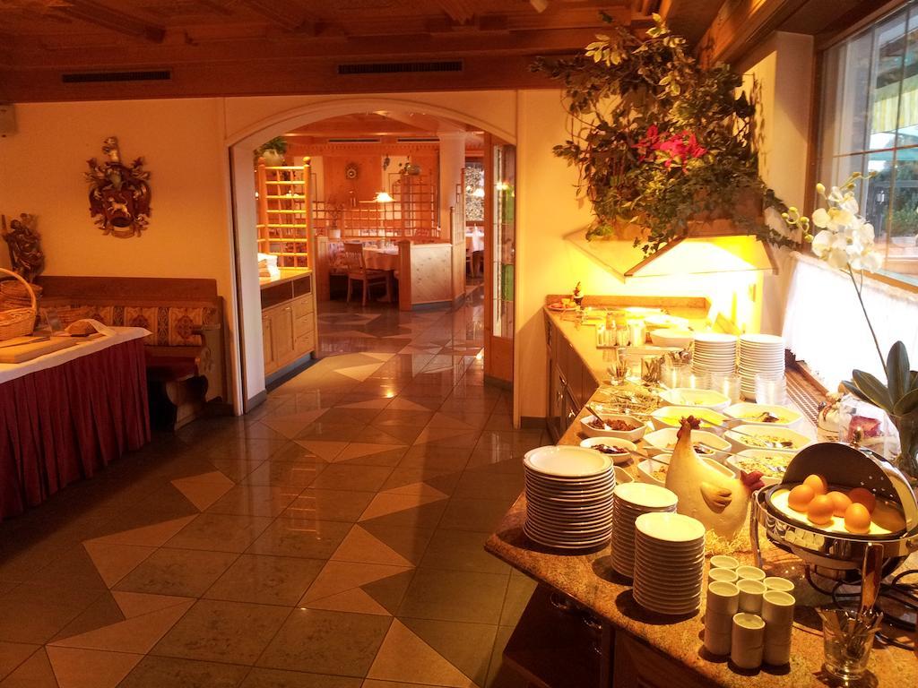 Hotel Garni Doris Castelrotto Εξωτερικό φωτογραφία